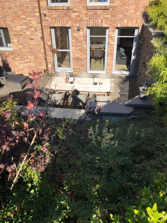 Attraktive Wohnung-Elztalidyll-Zwischen Mosel,Nuerburgring Und Burg Eltz Kollig Exterior foto