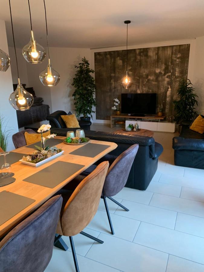 Attraktive Wohnung-Elztalidyll-Zwischen Mosel,Nuerburgring Und Burg Eltz Kollig Exterior foto