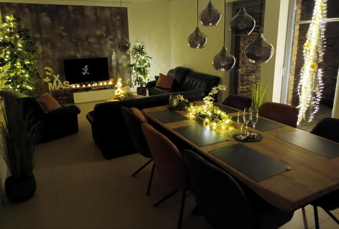 Attraktive Wohnung-Elztalidyll-Zwischen Mosel,Nuerburgring Und Burg Eltz Kollig Exterior foto