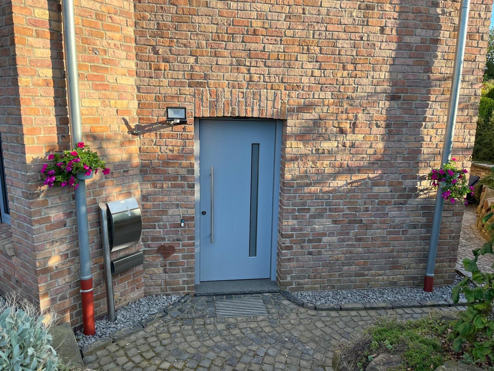 Attraktive Wohnung-Elztalidyll-Zwischen Mosel,Nuerburgring Und Burg Eltz Kollig Exterior foto